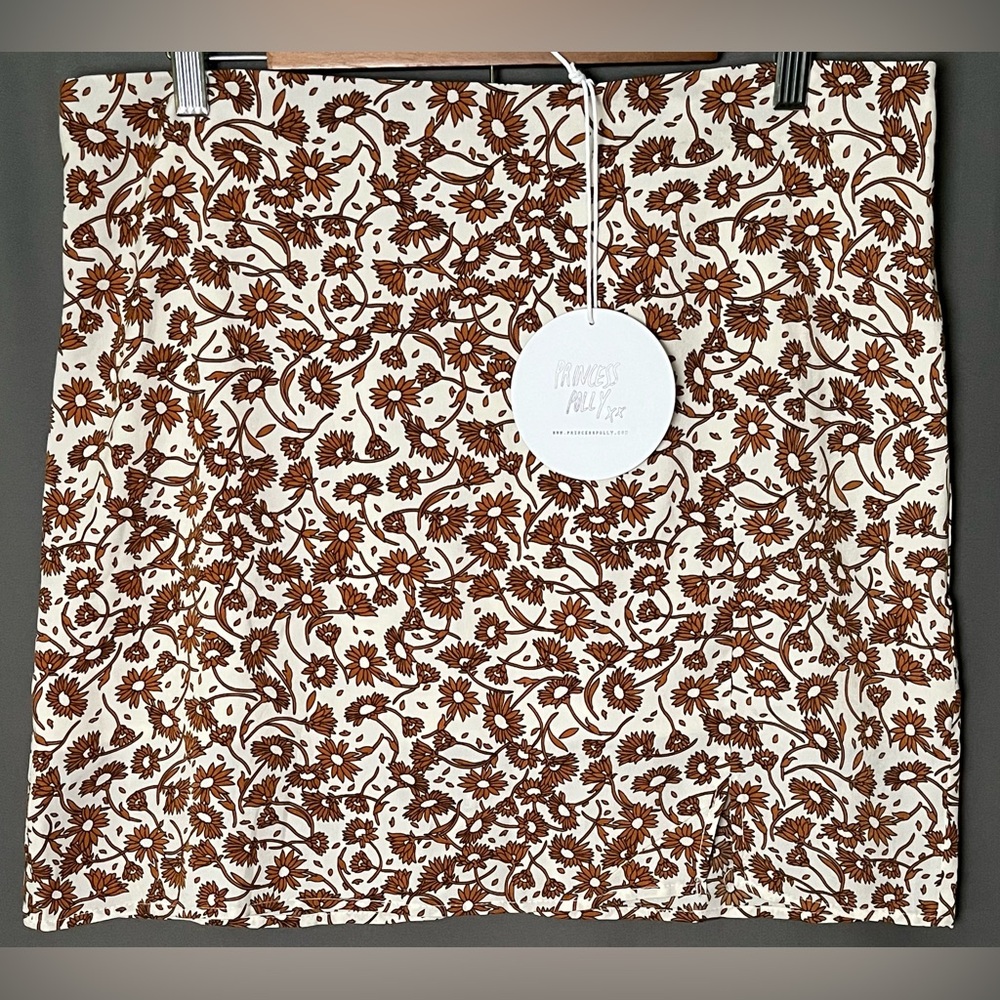 Princess Polly US 12 Brown Floral Mini Skirt NWT